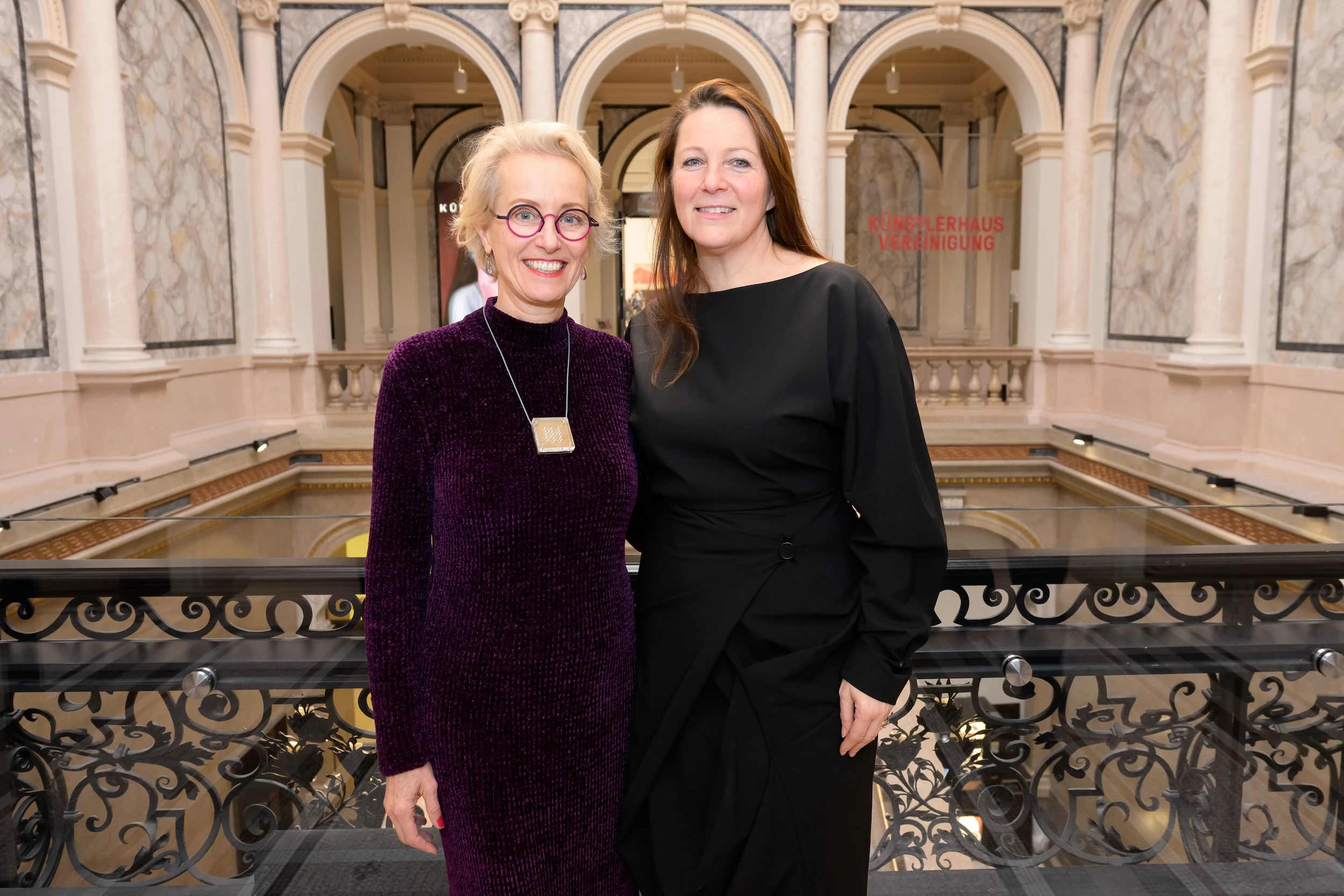 Gabriele Schor wird Ehrenmitglied der Künstlerhaus Vereinigung
