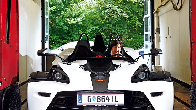 KTM XBow Waschanlage