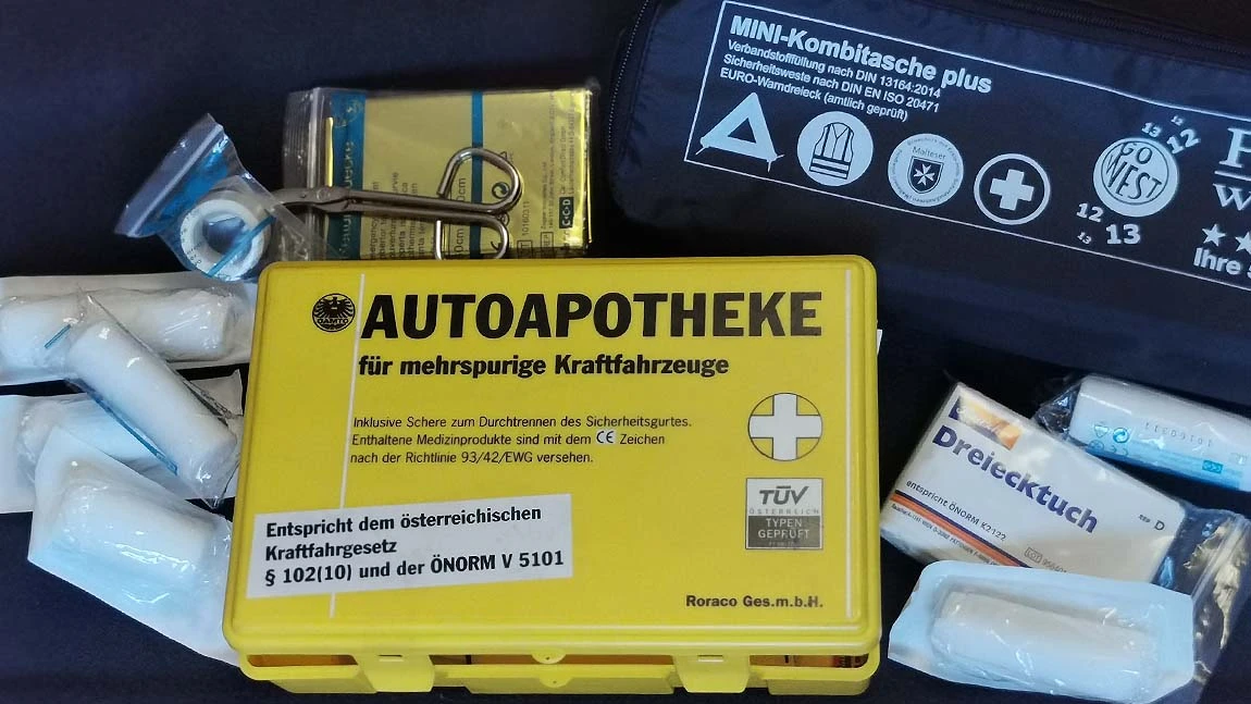 Verbandskasten fürs Auto