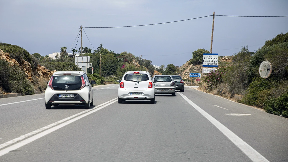 Autofahren in Griechenland: Maut, Promillegrenze, Tempolimits &amp; mehr