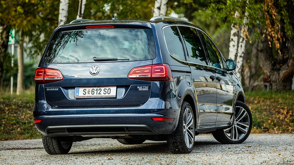 VW Sharan TDI SCR: 7 Mann in 1 Boot