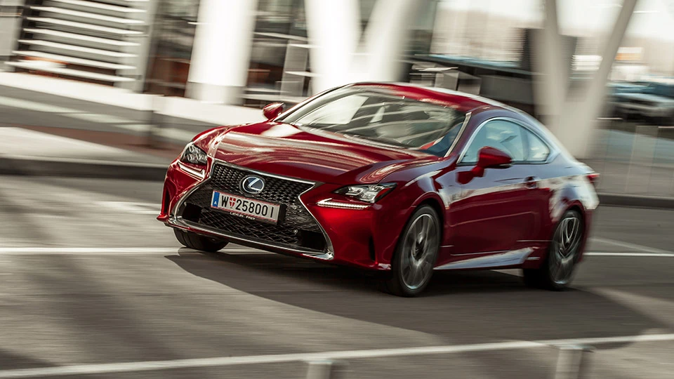 Lexus RC 300h: Des Geigers Echo