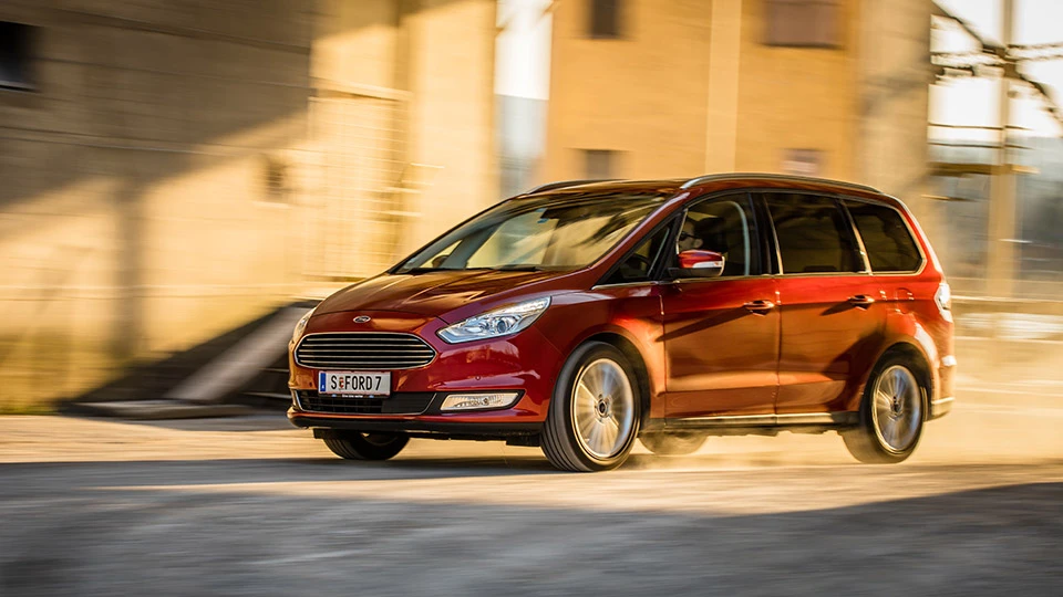 Ford Galaxy 2,0 TDCi AWD Titanium: Mega­multiplex