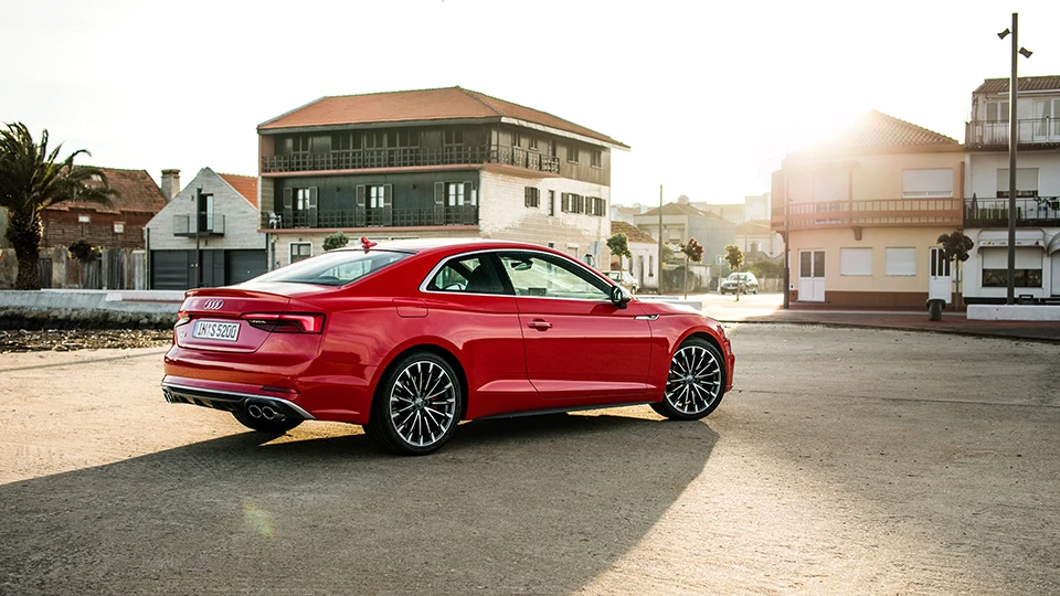 Audi A5/S5: Mittelwelle