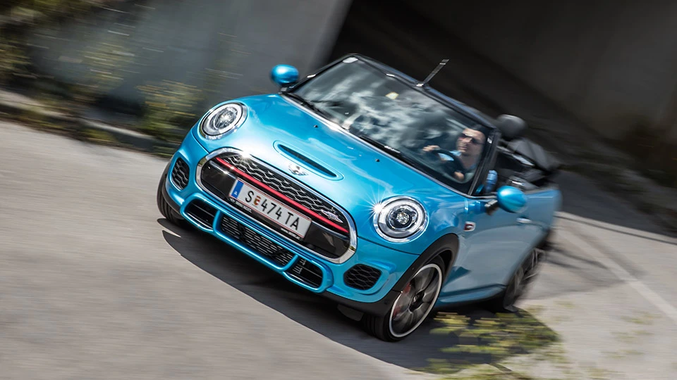 Mini John Cooper Works Cabrio: Aug’ um Aug’…
