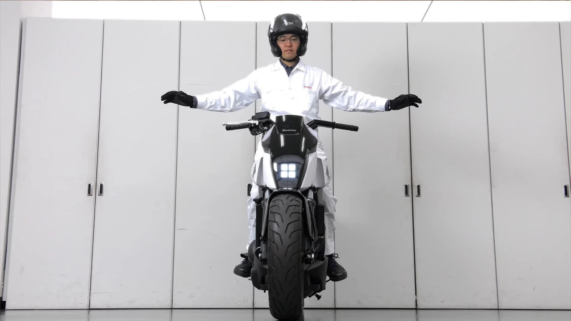 Dieses Motorrad kann nicht umkippen