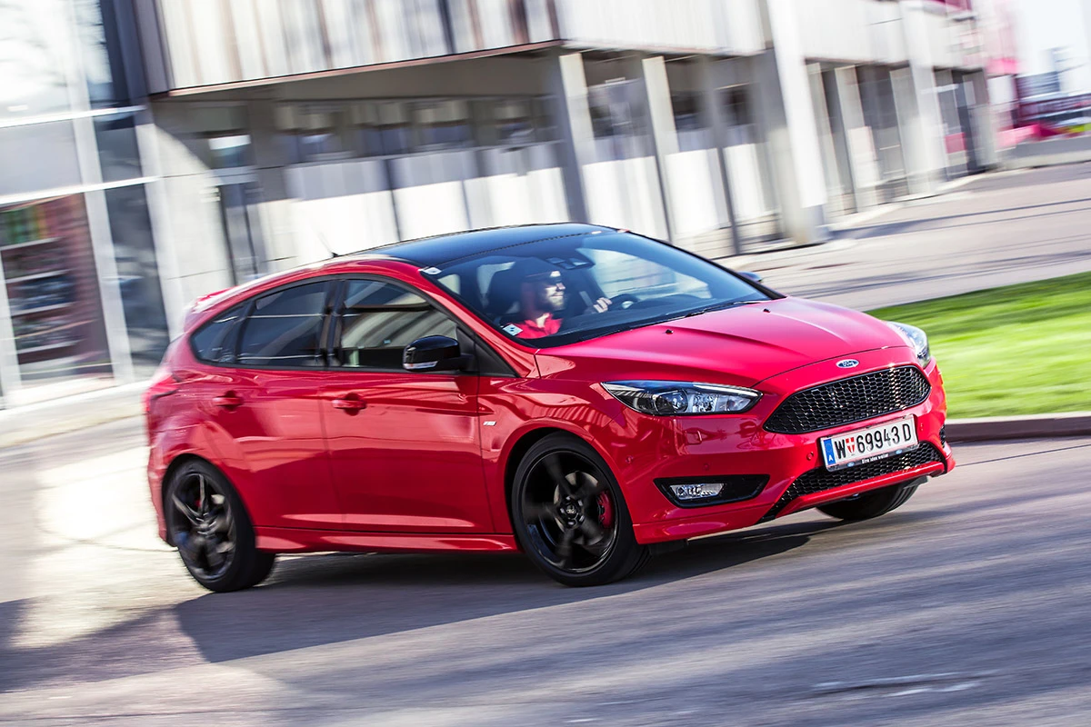 Ford Focus 1,5 Ecoboost ST-Line: Die Pinselfarbe der Sportlichkeit
