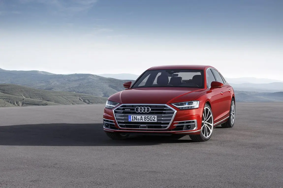 Audi A8: Stealth 8