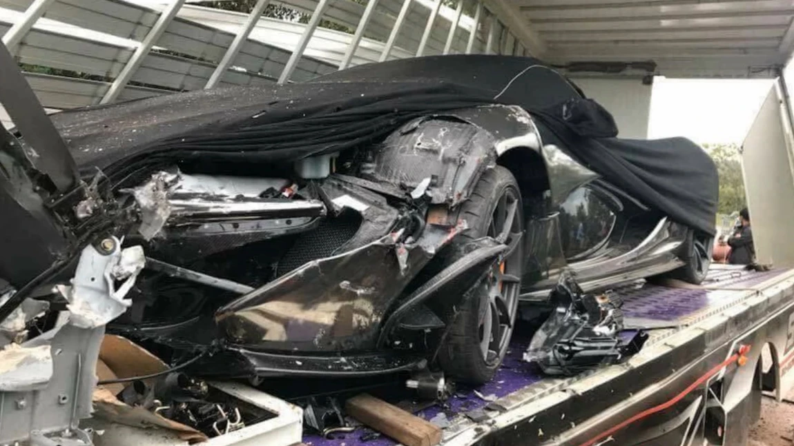 Wie dieser McLaren P1 verunfallen konnte, ohne die Straße zu berühren