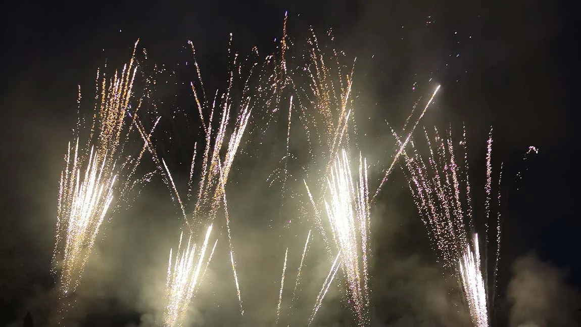 Wie das Auto zu Silvester vor Feuerwerkskörpern geschützt wird