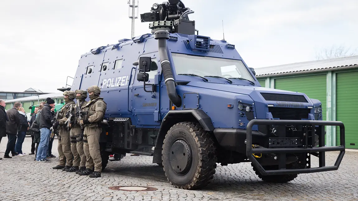 Polizeio Sachsen Survivor R