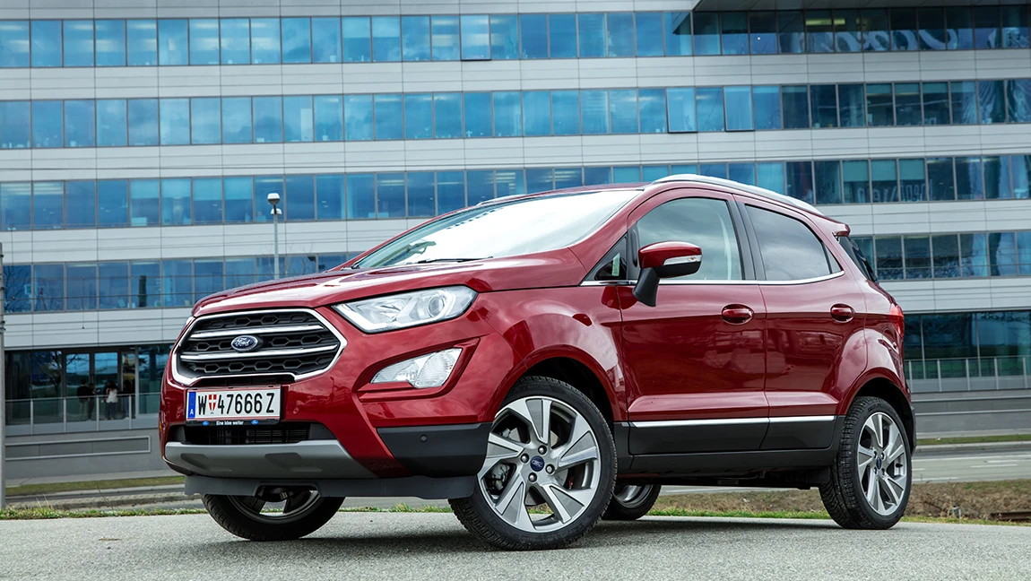 Ford Ecosport 1,0 Titanium: Seitlich vorwärts