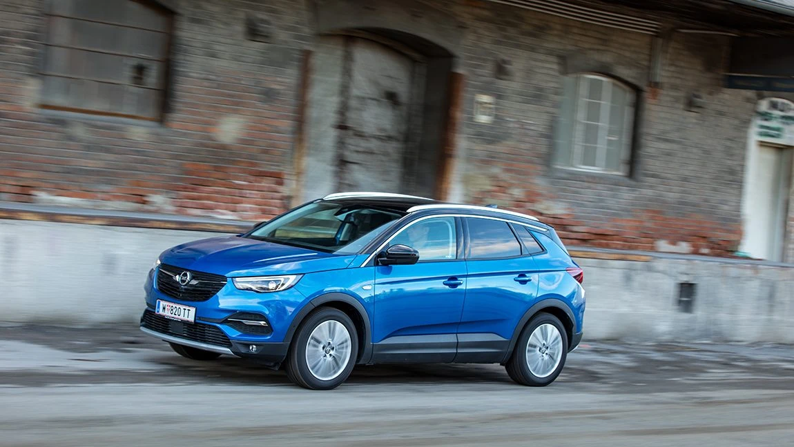 Opel Grandland X 1,2 Turbo Test