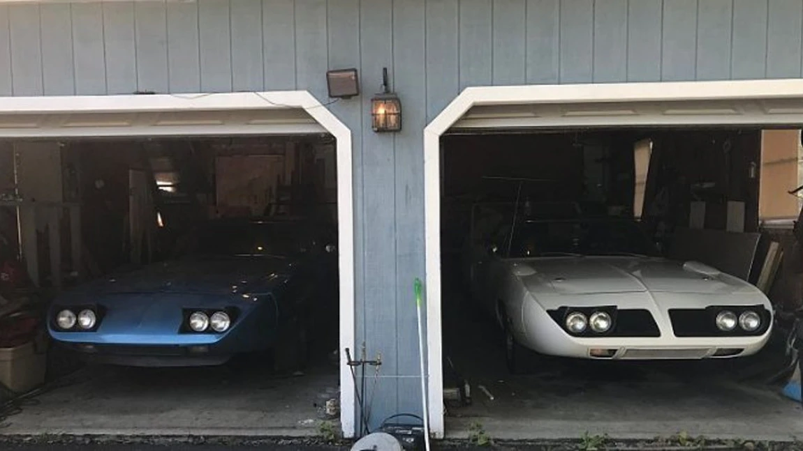 Ein Scheunenfund, zwei Plymouth Superbirds