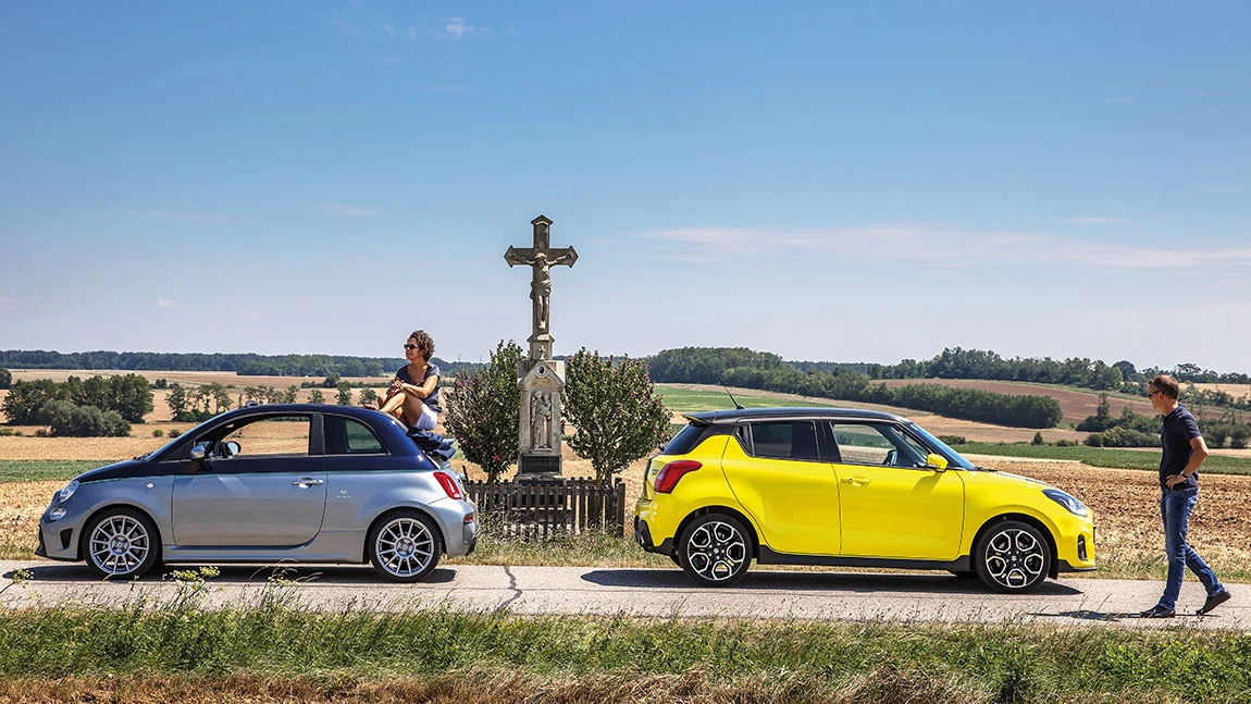 Abarth 695C Rivale vs. Suzuki Swift Sport