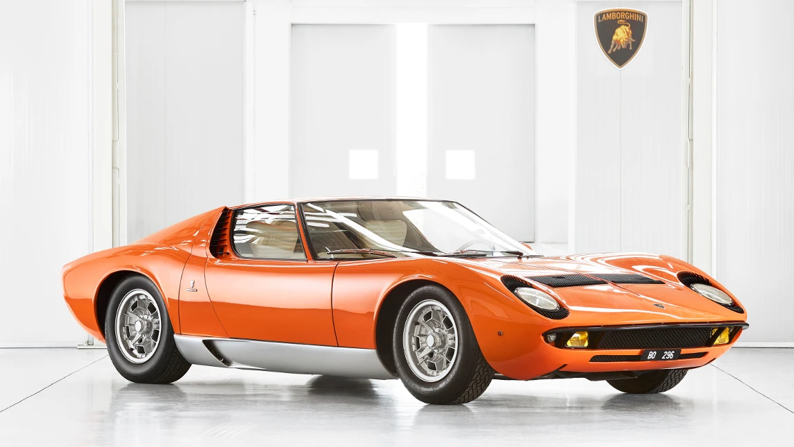 Lamborghini fand Jahrzehnte lang verschollenen Miura P400 aus "The Italian Job"