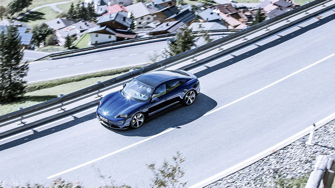 Erste Ausfahrt mit dem Porsche Taycan: Die Überwindung der Blitzangst