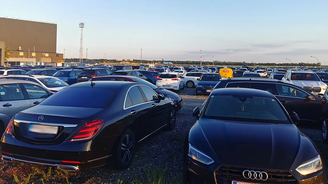 Günstig Parken Flughafen Wien Fischamend autorevue.at