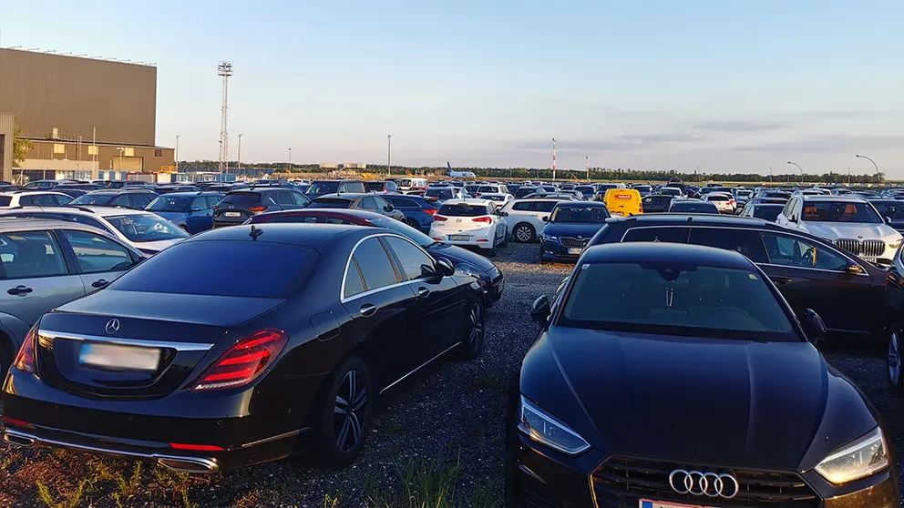 Parken Am Flughafen Wien Billig autorevue.at