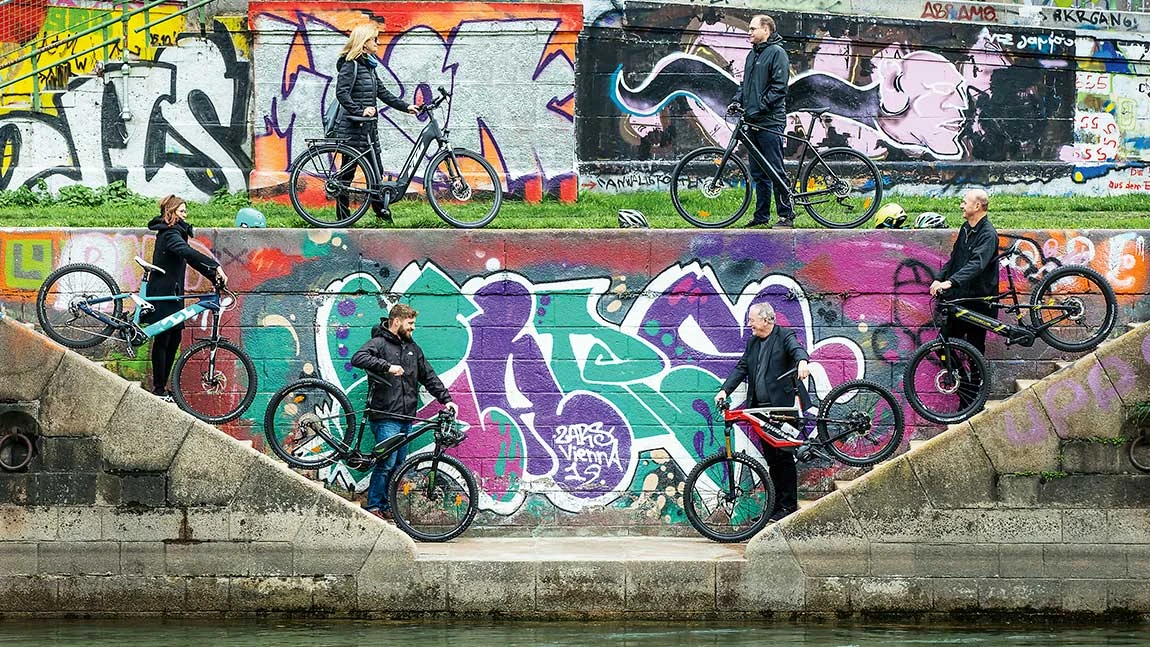 E-Bikes im Test: E-Motion mit Emotion