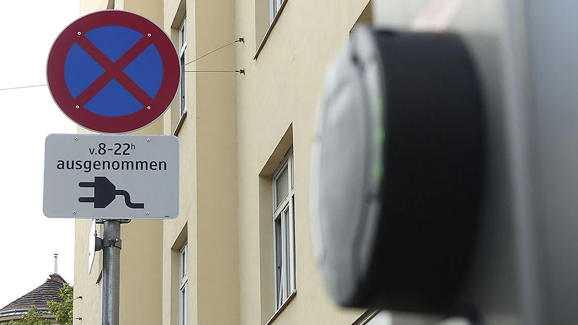 Strompreis-Untersuchung: Brennen an der Ladesäule