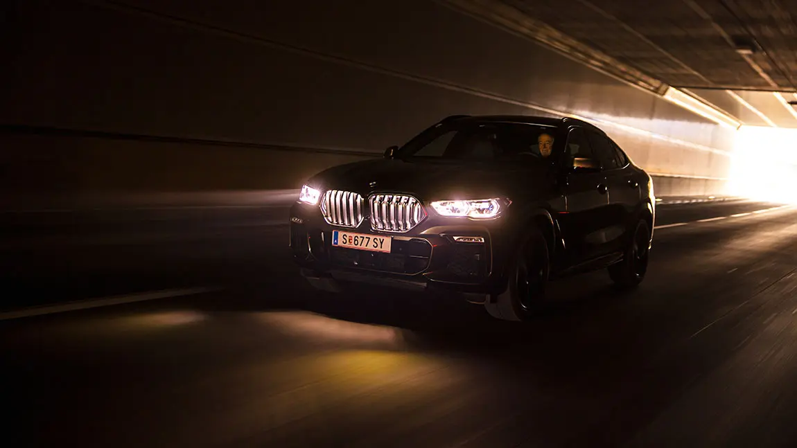 Test BMW X6 M50i: Hedonis 6XL