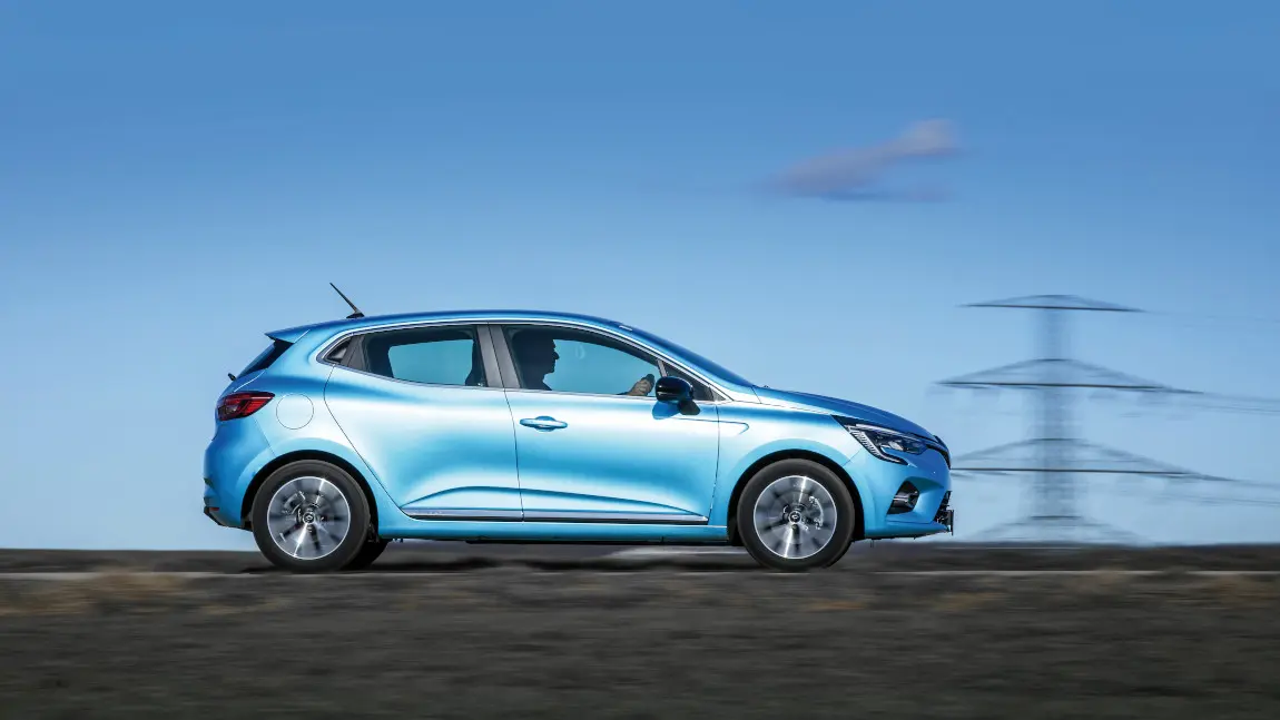 Halbjahrestest Renault Clio TCe 130 EDC: Hansschwung in allen Gassen
