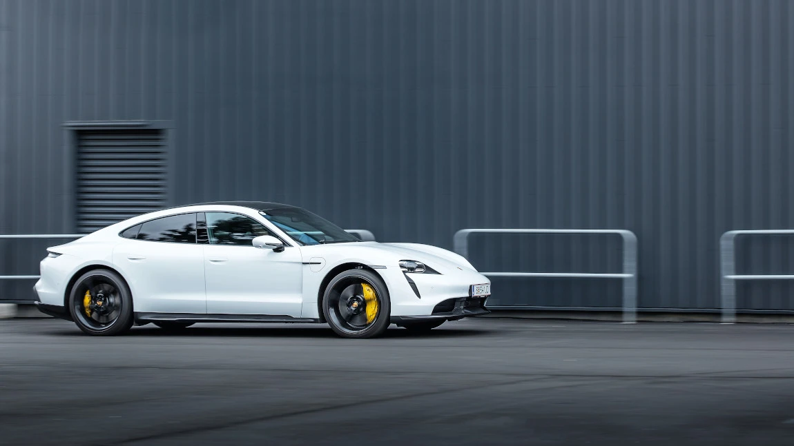 Porsche Taycan Turbo S: Aaaargh!