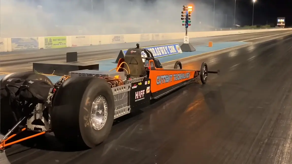 Neuer Rekord im Elektro-Drag-Racing: 323 km/h auf der Viertelmeile