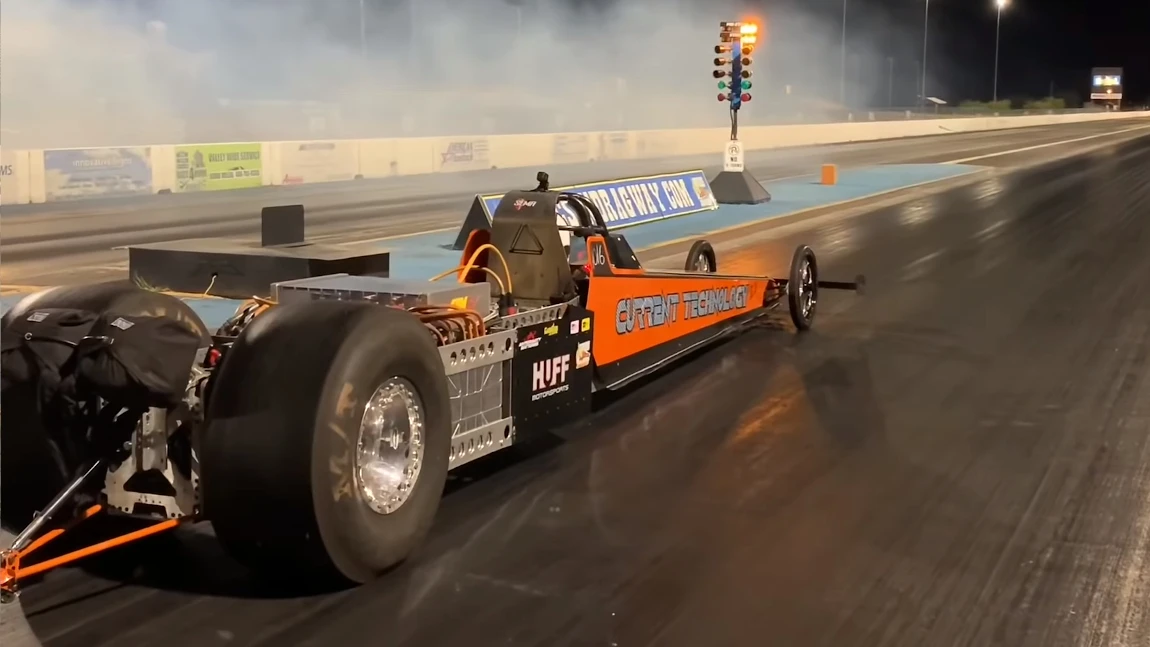 Neuer Rekord im Elektro-Drag-Racing: 323 km/h auf der Viertelmeile