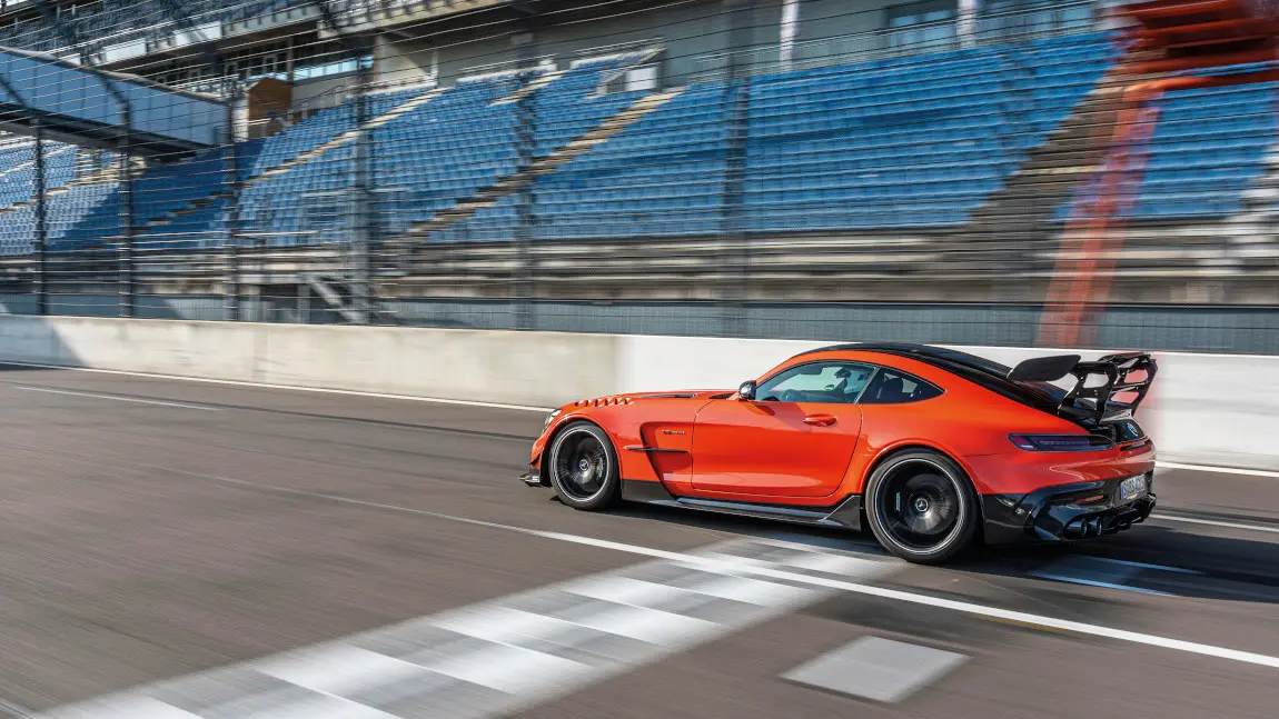 Mercedes-AMG GT Black Series: Kajal und Rauch