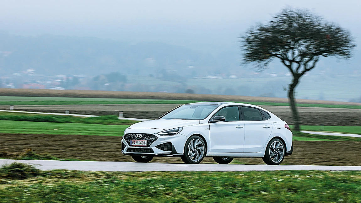 Hyundai i30 Fastback: Segeln ohne Schiff