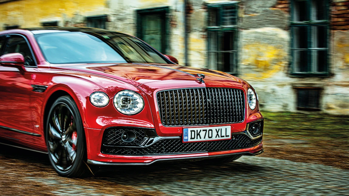Bentley Flying Spur V8: Acht kracht