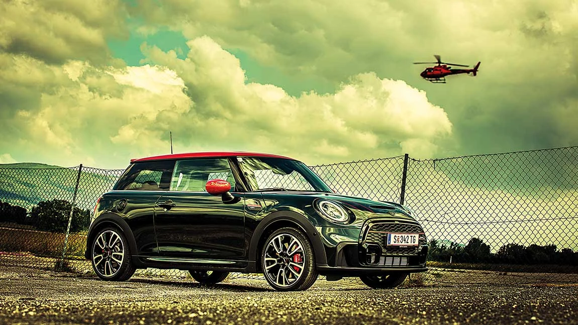 Mini John Cooper Works: Gewitter im Herzen, Spoiler im Haar