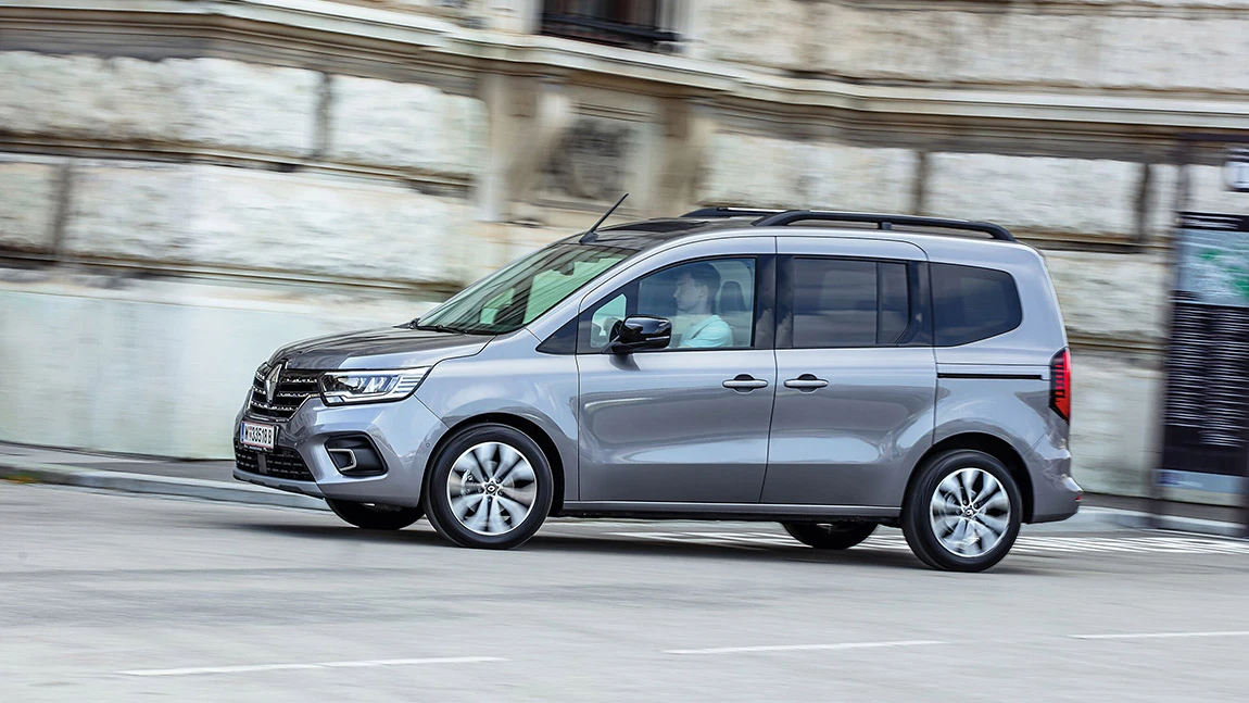 Renault Kangoo Intens dCi 95: Schiebelehre