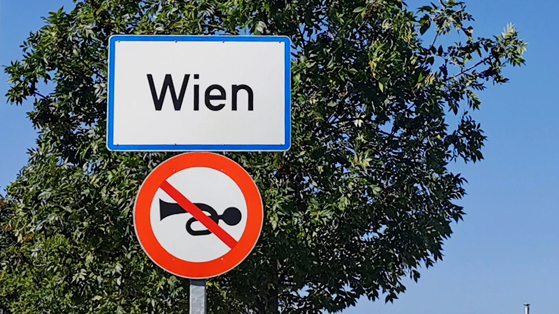 Hupe im Straßenverkehr: Verbote &amp; Wissenswertes rund ums Hupen