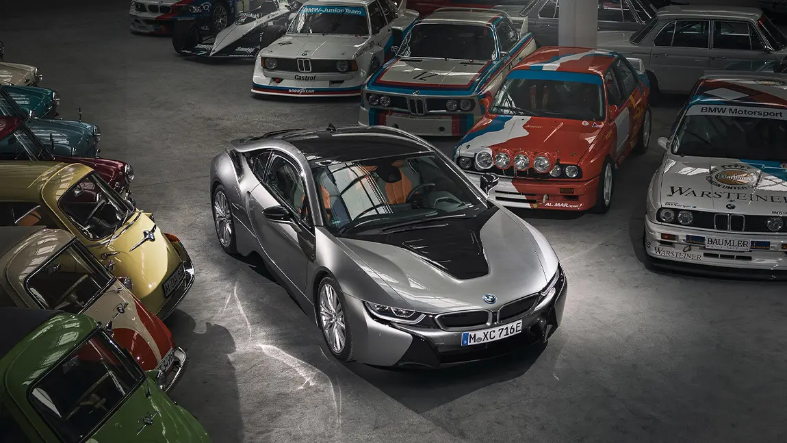BMW i8: Antrieb, Preise, Ausstattung [Modellübersicht]