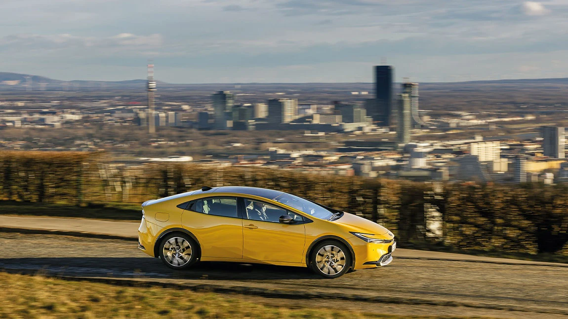 Toyota Prius: Man sieht nur mit den Augen gut