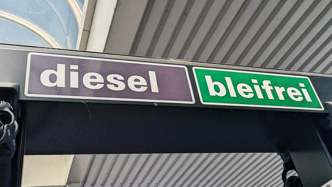 Billig tanken in Linz: Spritpreise vergleichen &amp; Tankstellen finden