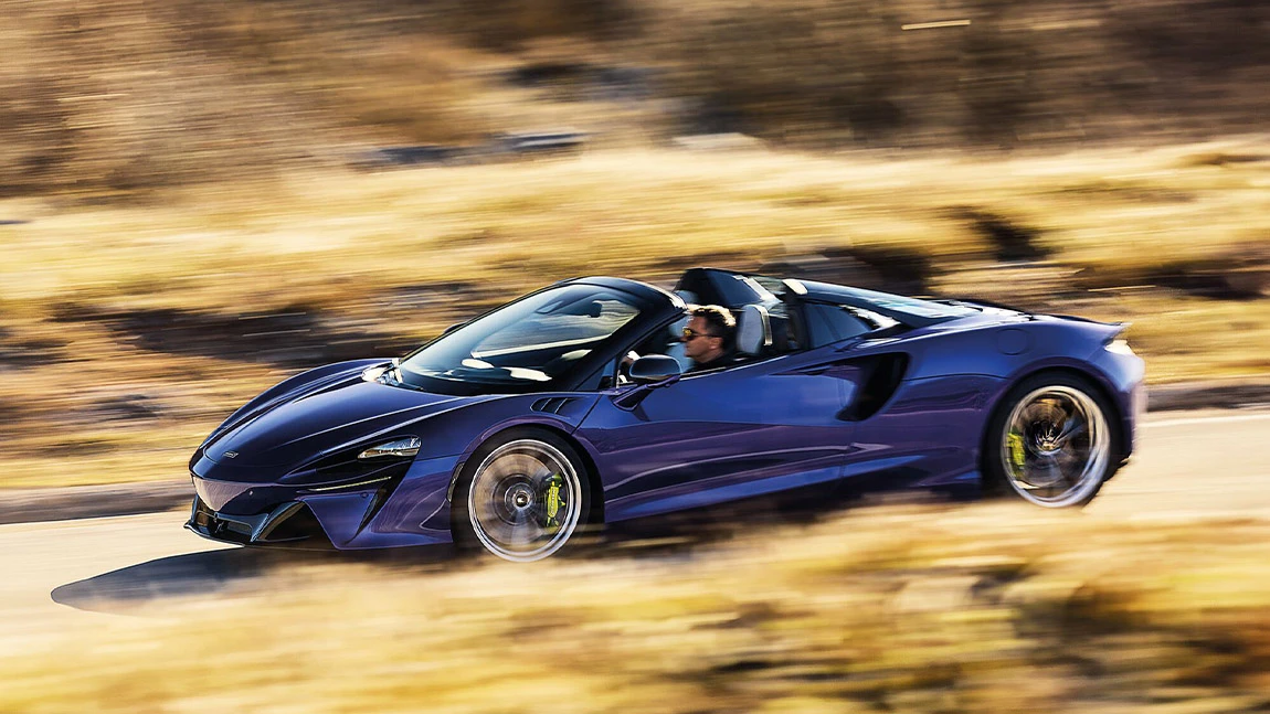 McLaren Artura Spider: Letting the neighbours sleep