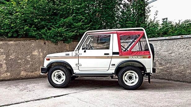 Suzuki sj 410 weiß seite totale