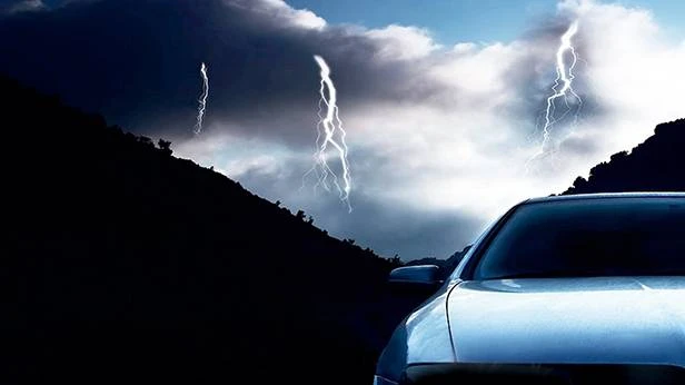 auto blitz elektroauto ratgeber ladekabel