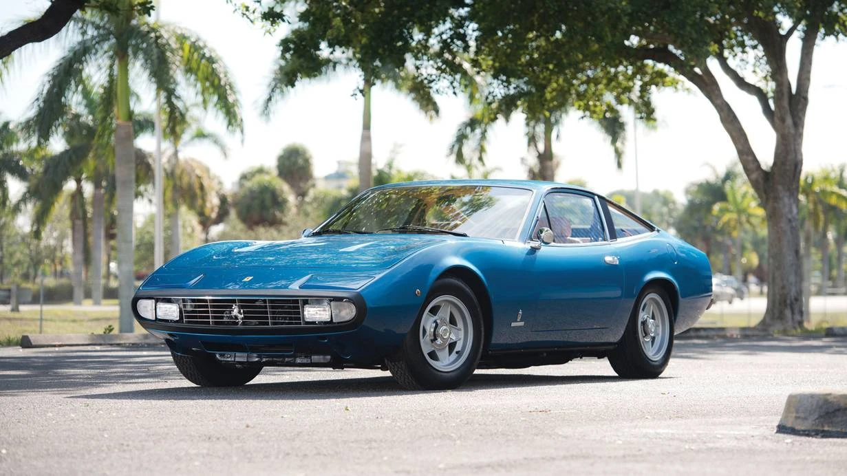 ferrari 365 gtc/4 blau vorne front seite