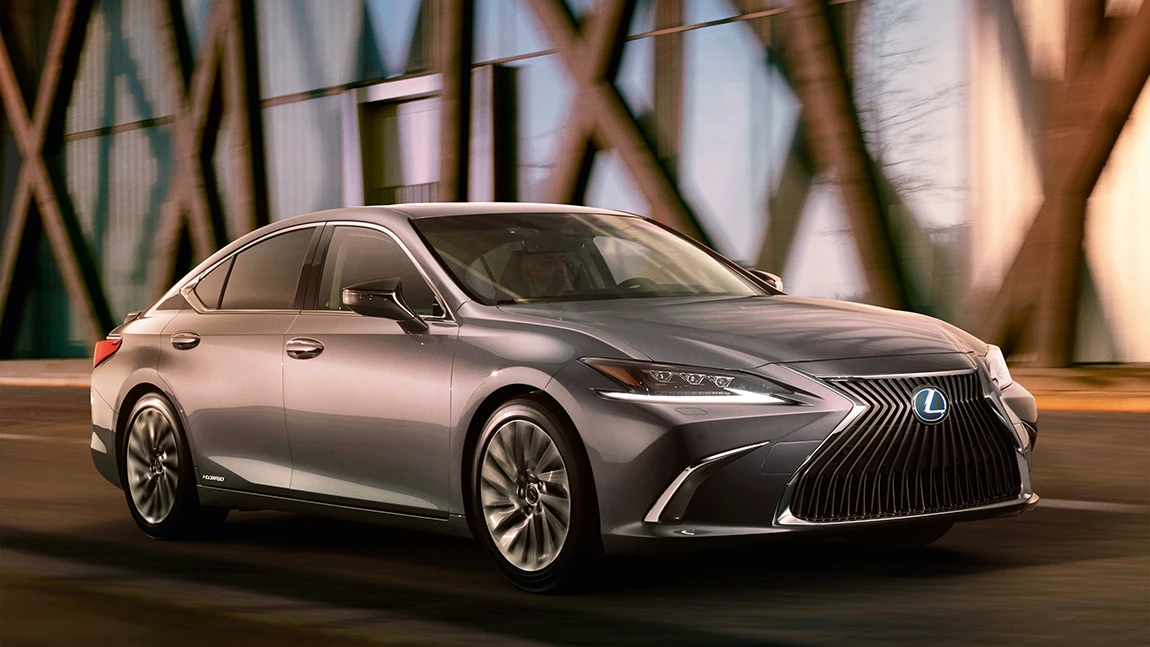 Lexus ES 2018: Weniger (Limousine) ist mehr (SUV)