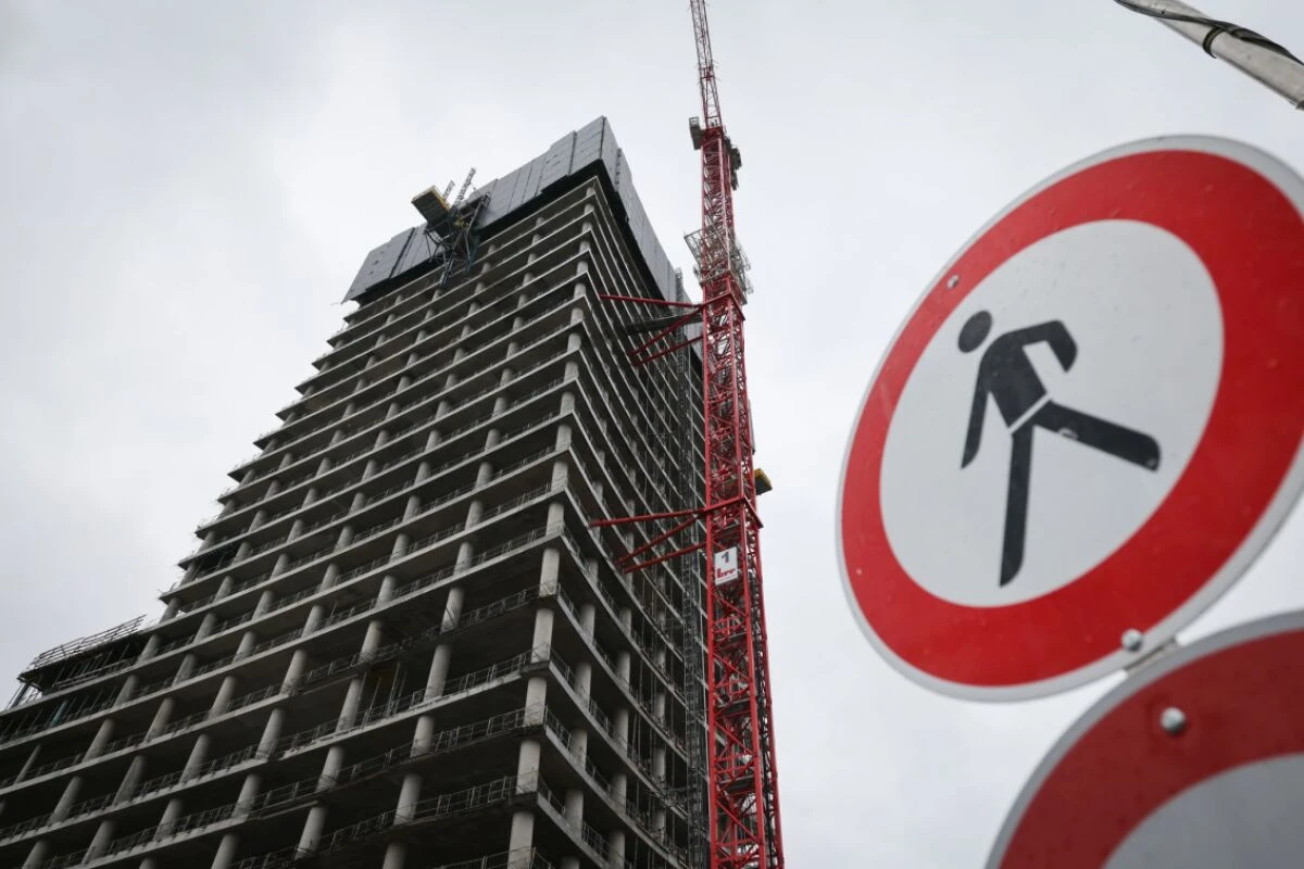 Signa-Hinterlassenschaft: Baustelle Hamburger Elbtower