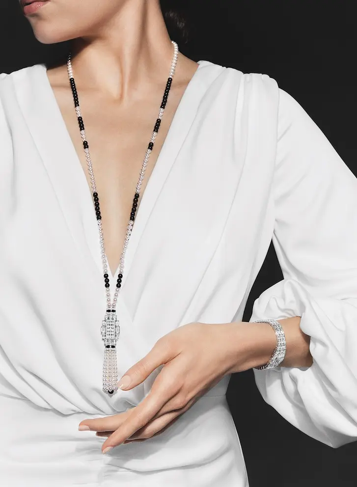 Uhren mit Diamanten: Glitzernde Begleiterinnen