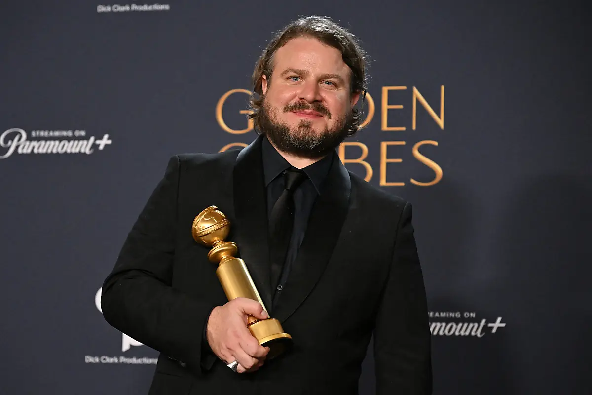Regisseur Brady Corbet darf sich über Globe für "The Brutalist" freuen