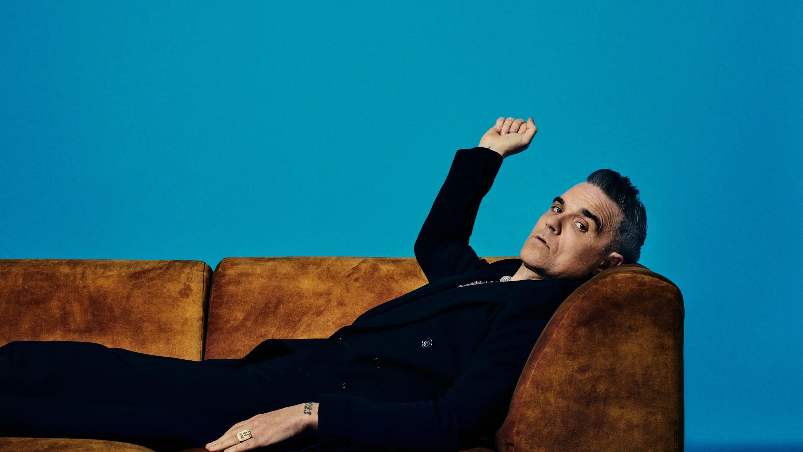 Robbie Williams Couch