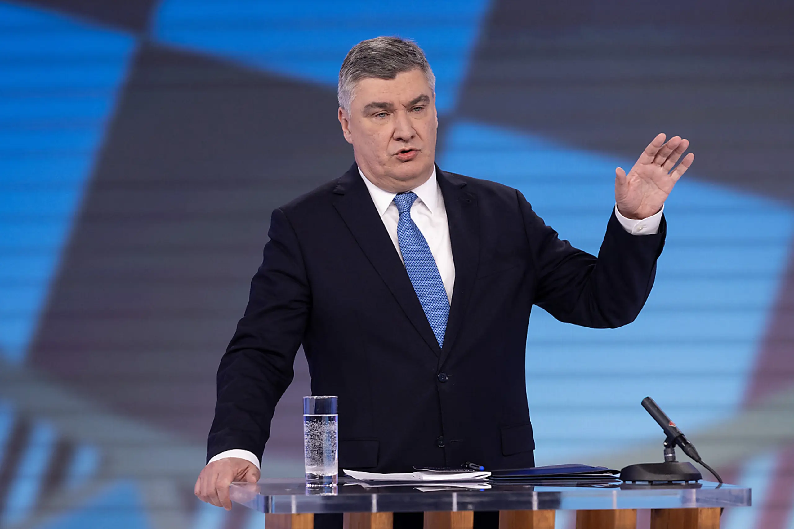 Amtsinhaber Milanović vor souveränem Sieg