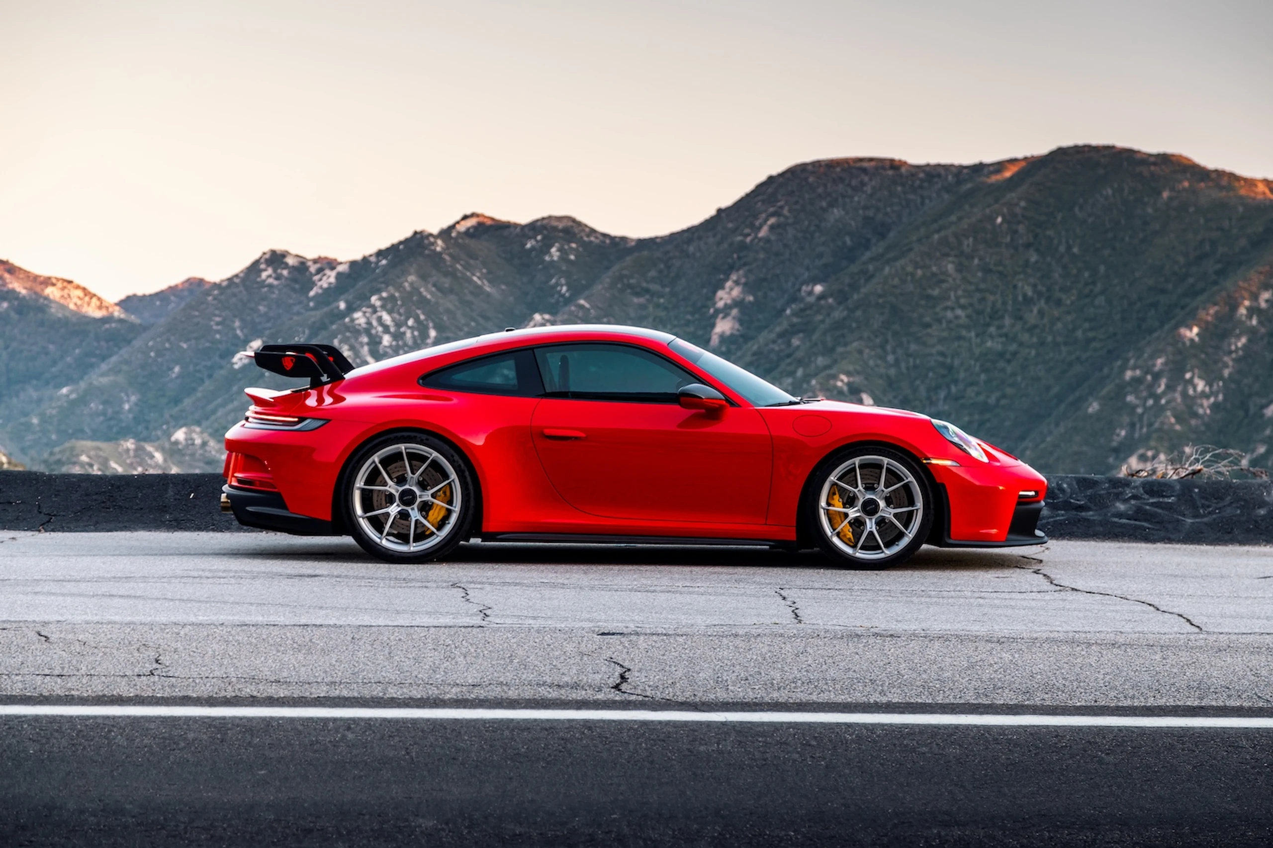 Automarkt 2024: Mehr Porsche, weniger E-Auto